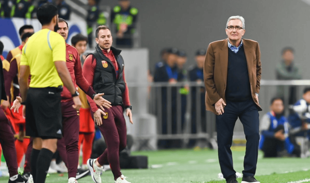 AG真人视讯入口曼联队惨败！主帅赛后直言球队需彻底反思，这里.